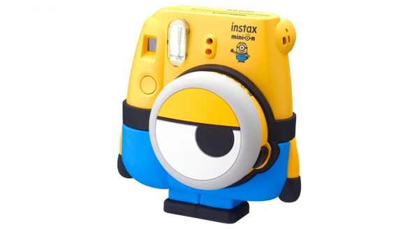 دوربین عکاسی چاپ سریع فوجی فیلم مدل Instax Minion