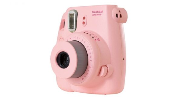 دوربین عکاسی چاپ سریع فوجی فیلم مدل Instax Mini 8 به همراه کاغذ چاپگر و کیف حمل