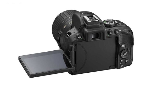 دوربین دیجیتال نیکون مدل D5300 بدنه