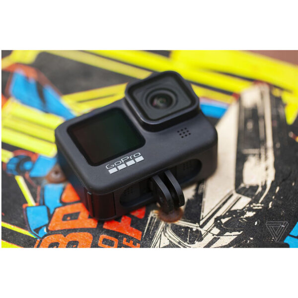 دوربین فیلم برداری ورزشی گوپرو مدل HERO 9 Black به همراه لوازم جانبی